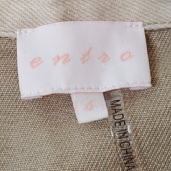 Entro Denim Cropoed Distressed Trucker Jacket, oversized. - Picture 15 of 15